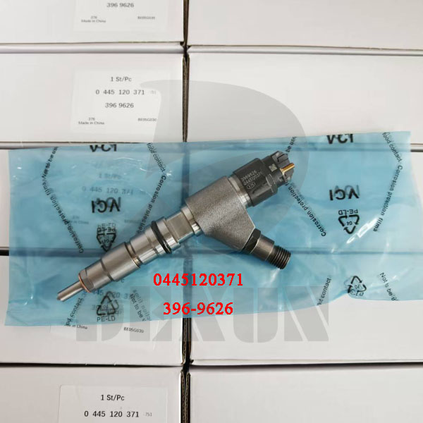 Suqian Dexun sends Bosch Common rail injector 0445120371 3969626 396-9626 to Customer