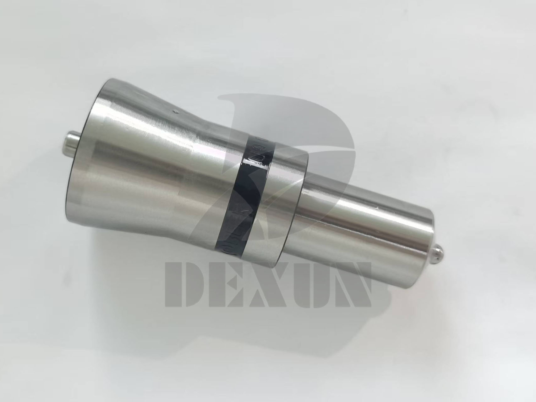 Suqian Dexun sends L'orange MTU 4000.1 nozzle U9108A for injectors VTO-G166W48B,VTO-G466W48B to Customer